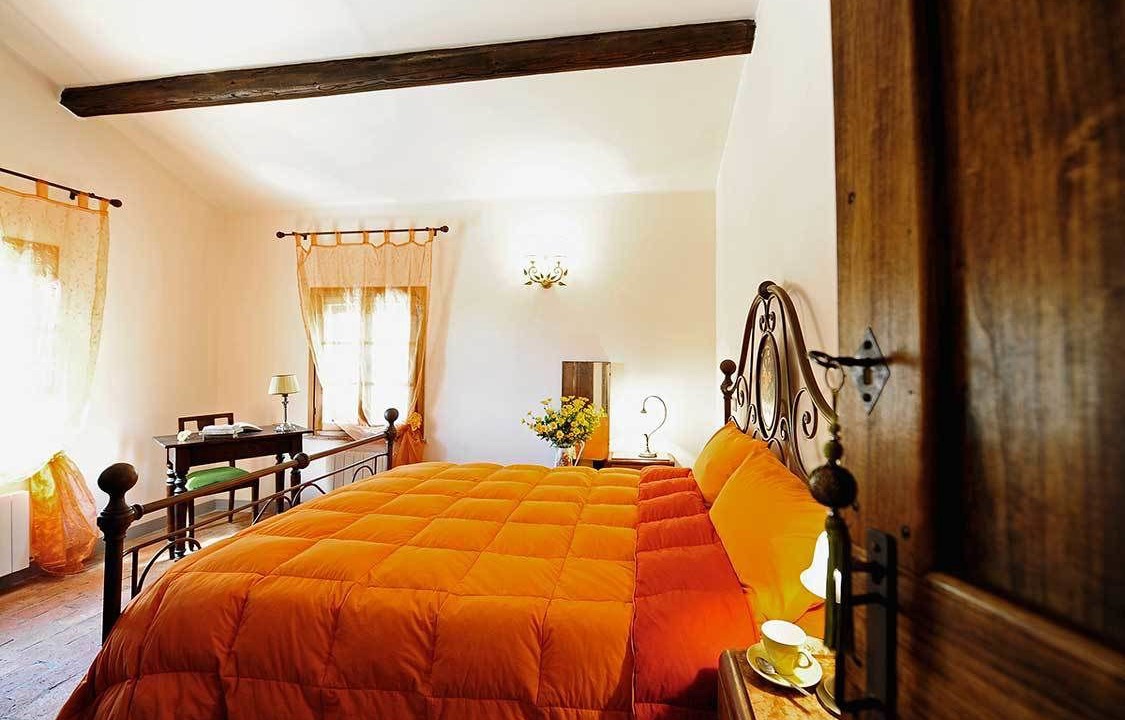 Photo of Bedroom in Montefelcino