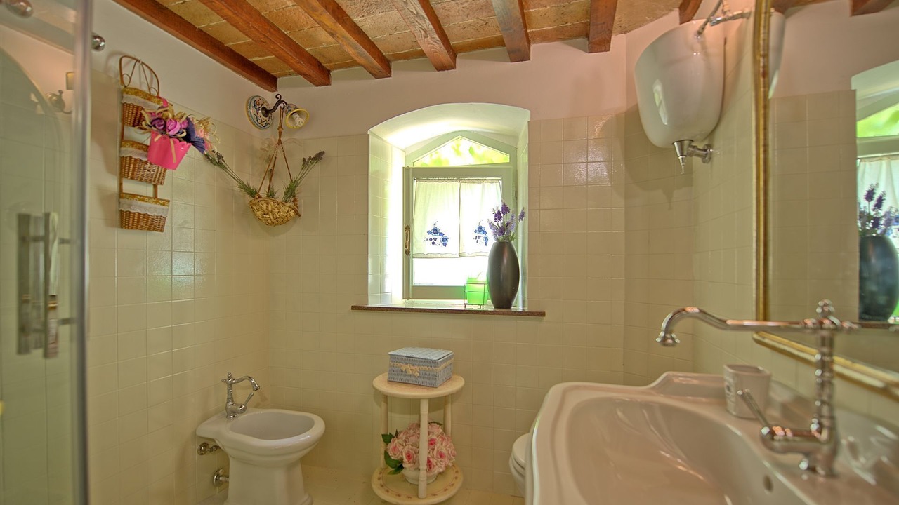 Photo of Bathroom in San Pietro a Cegliolo