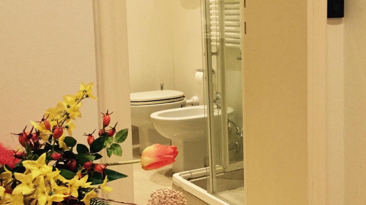Photo of Bathroom in Dorsoduro
