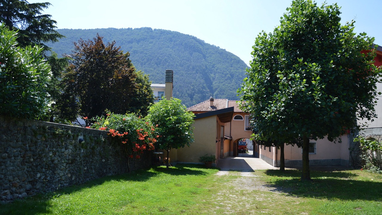 Photo of Others in Comero