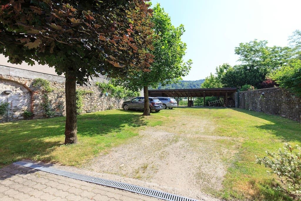 Photo of Outdoor in Comero