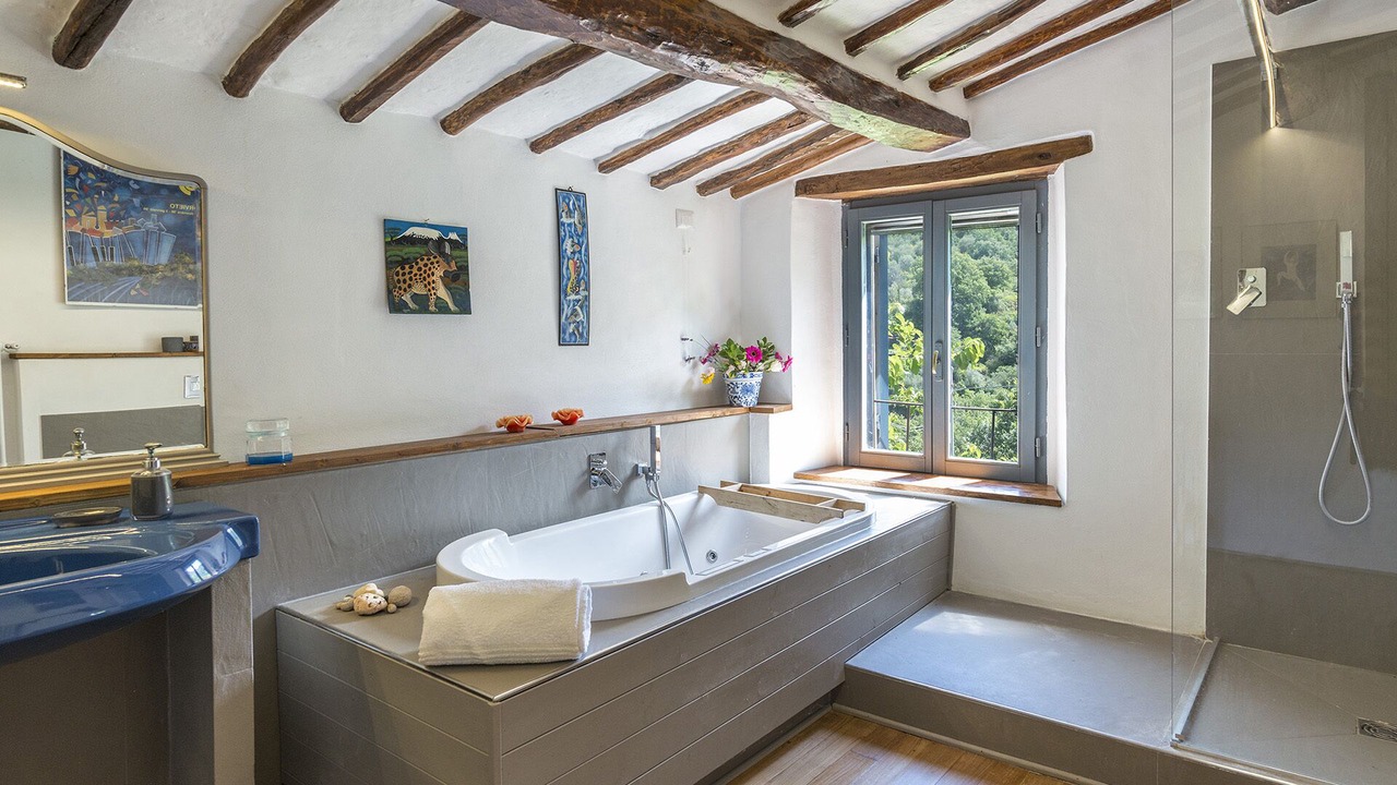 Photo of Bathroom in Paciano