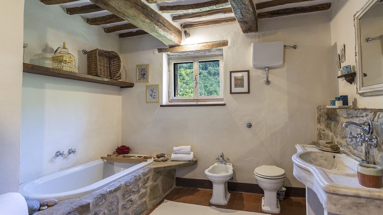 Photo of Bathroom in Paciano