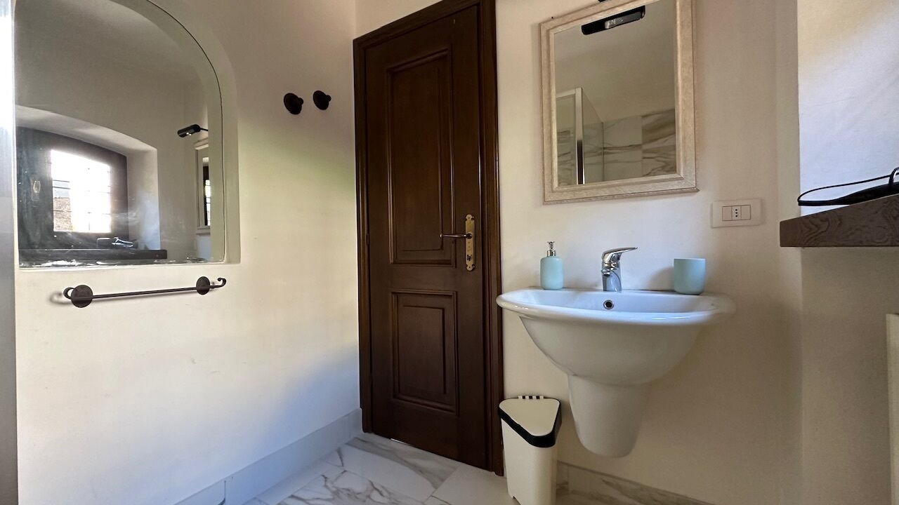 Photo of Bathroom in Menaggio