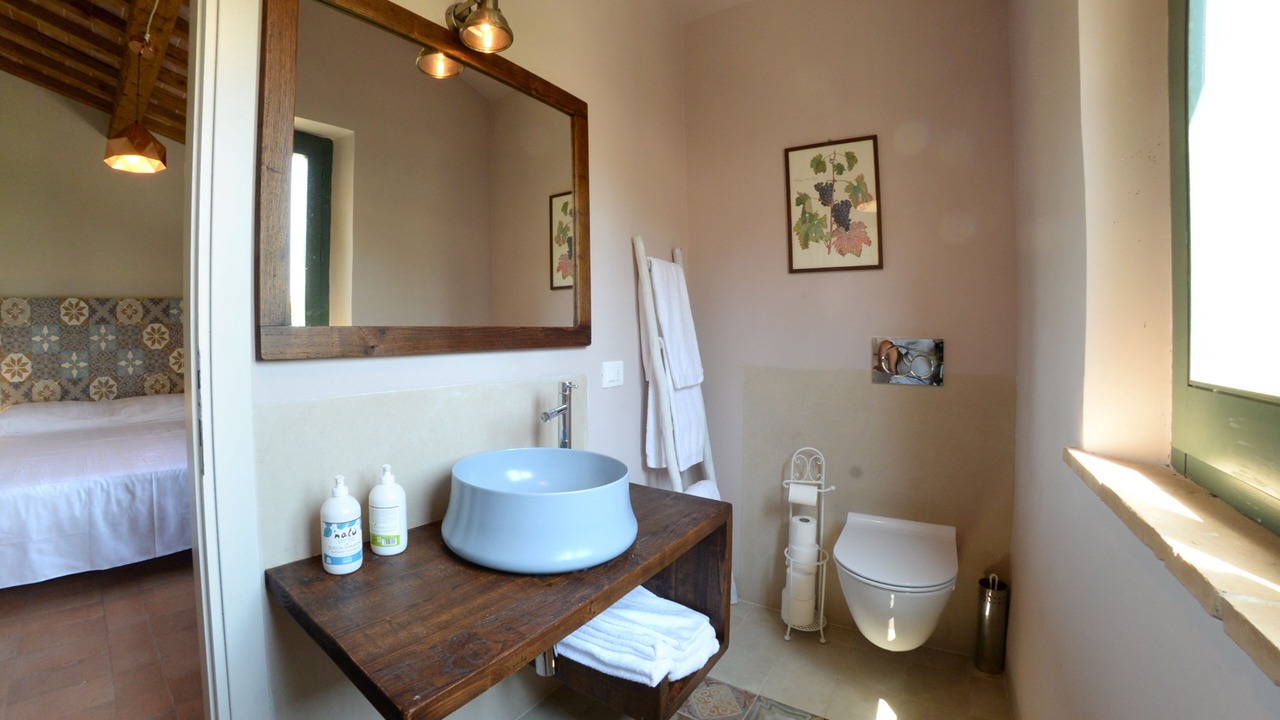 Photo of Bathroom in Paciano