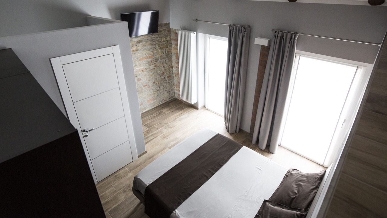 Photo of Bedroom in Mango