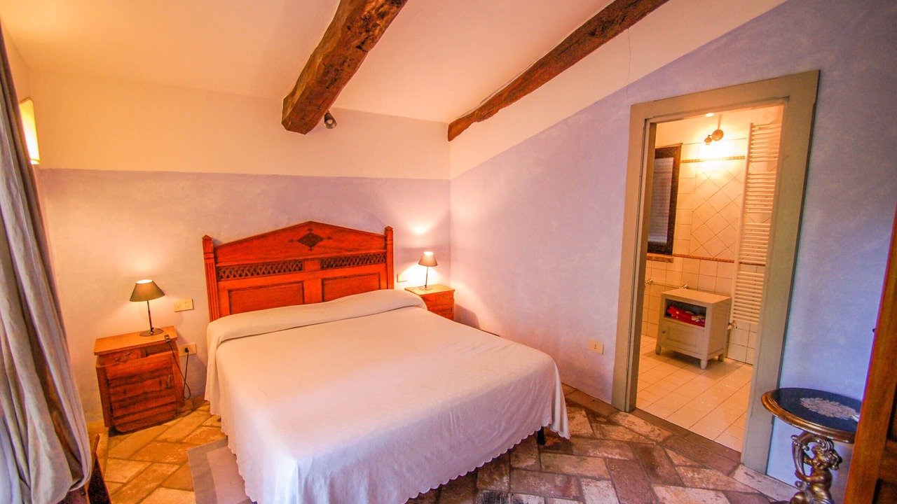 Photo of Bedroom in Farnetta