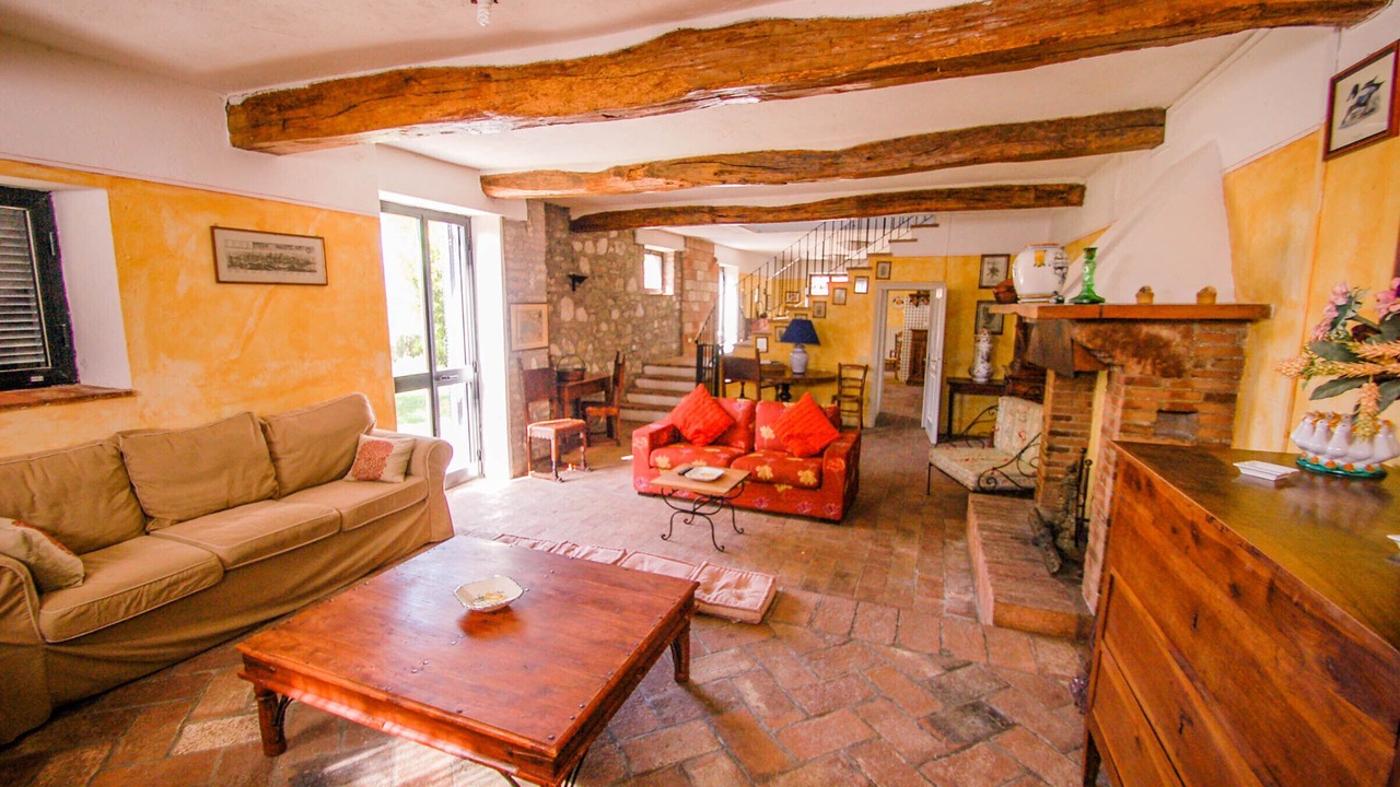 Photo of Livingroom in Farnetta