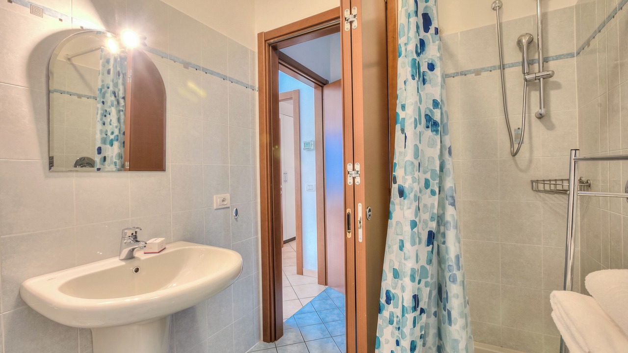 Photo of Bathroom in Tronzano Lago Maggiore