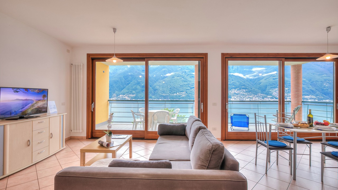 Photo of Bedroom in Tronzano Lago Maggiore