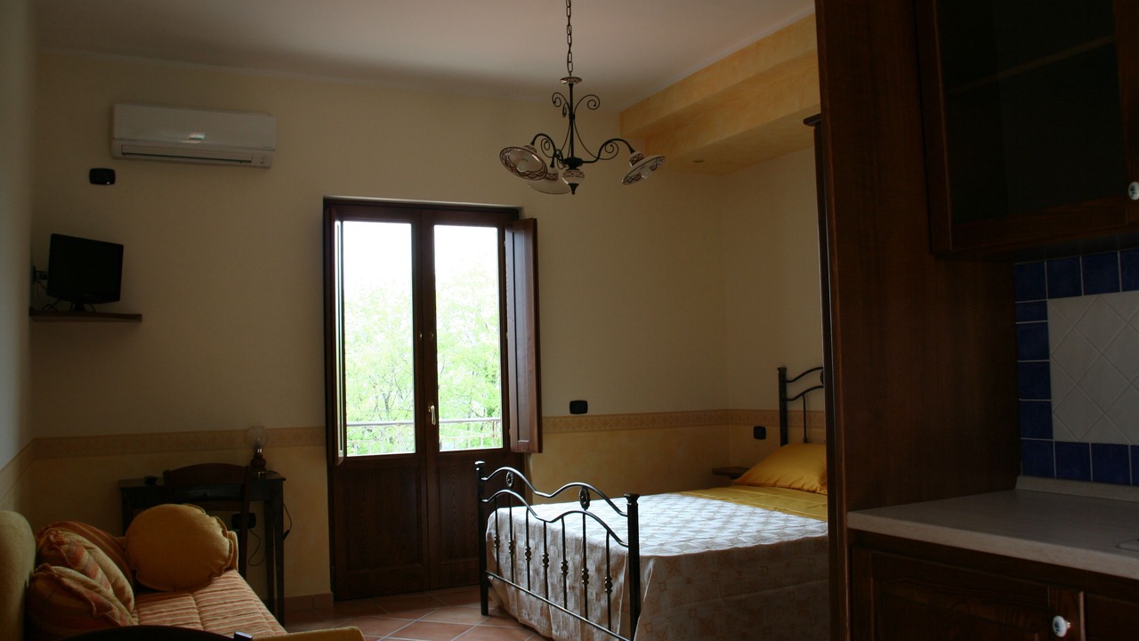 Photo of Bedroom in Laureana Cilento