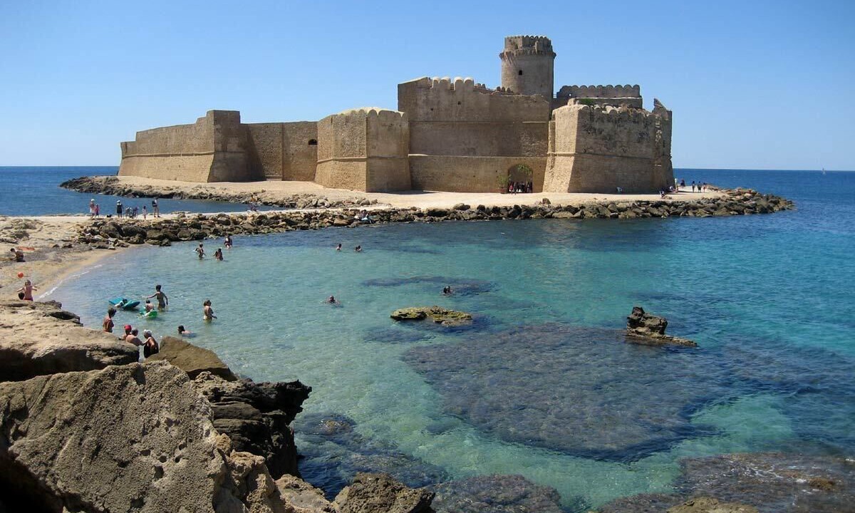Photo of Others in Le Castella