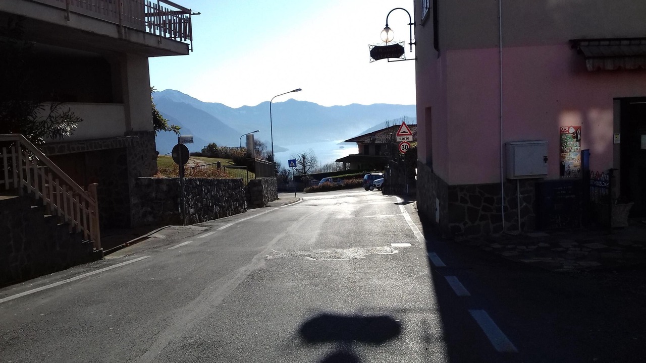 Photo of Others in Esmate