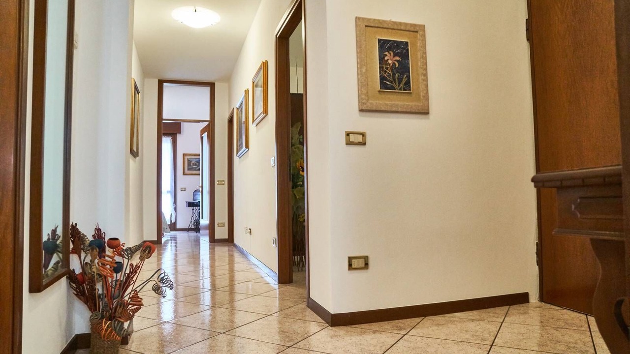 Photo of Others in Solto Collina