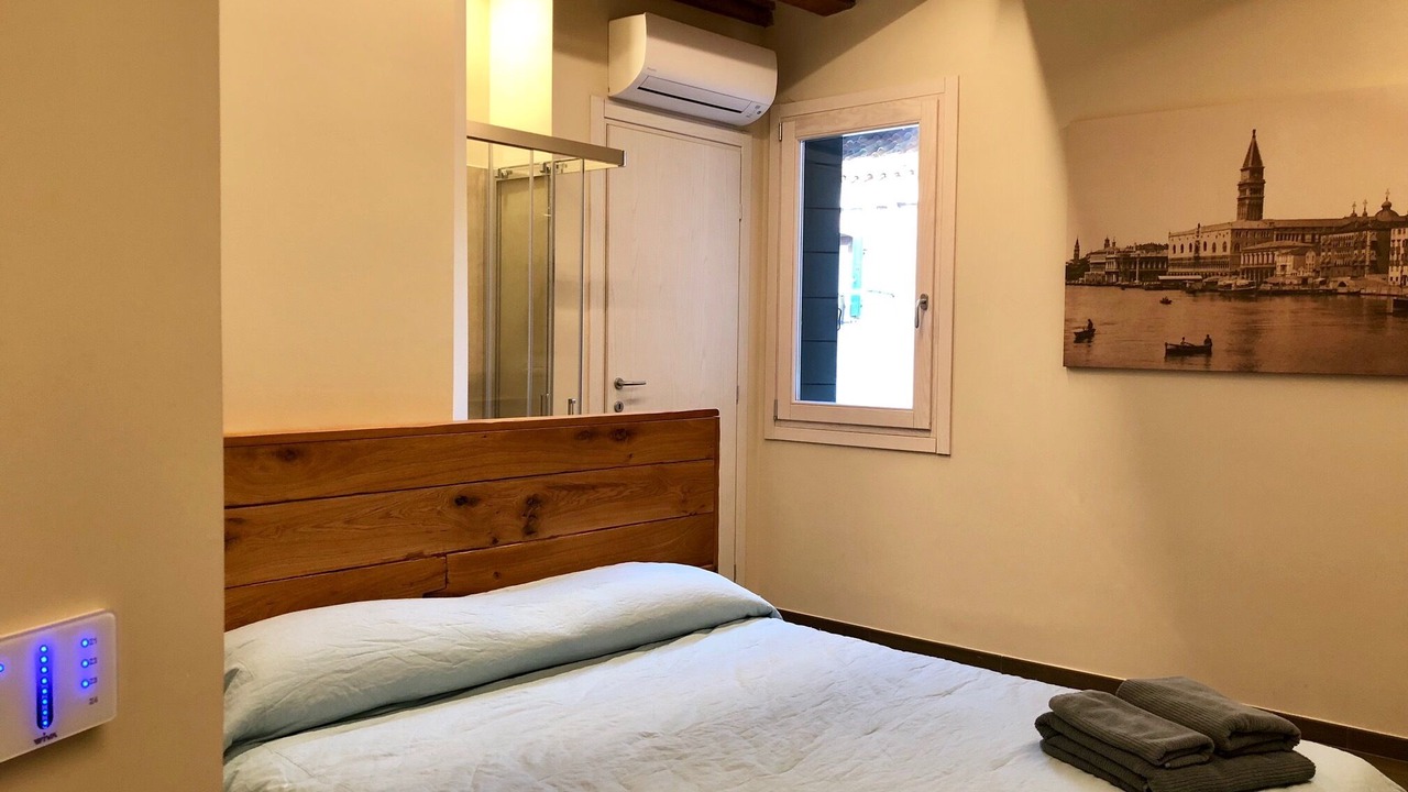 Photo of Bedroom in Dorsoduro