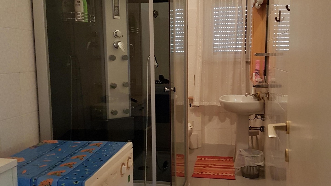 Photo of Bathroom in Quartiere XX Ardeatino