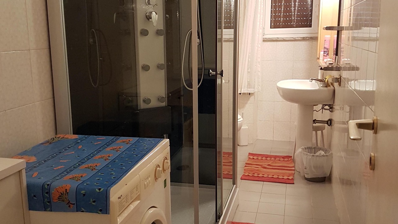 Photo of Bathroom in Quartiere XX Ardeatino