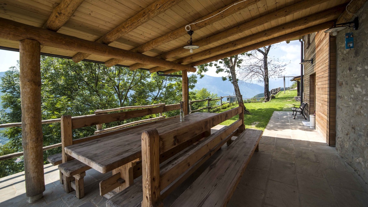 Photo of Outdoor in Bossico