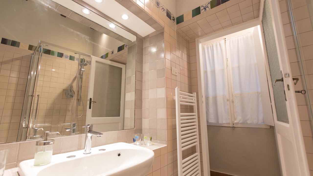 Photo of Bathroom in Parma City Centre