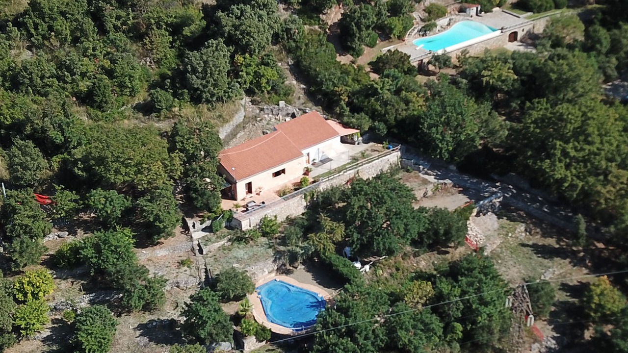 Photo of Outdoor in Cersuta