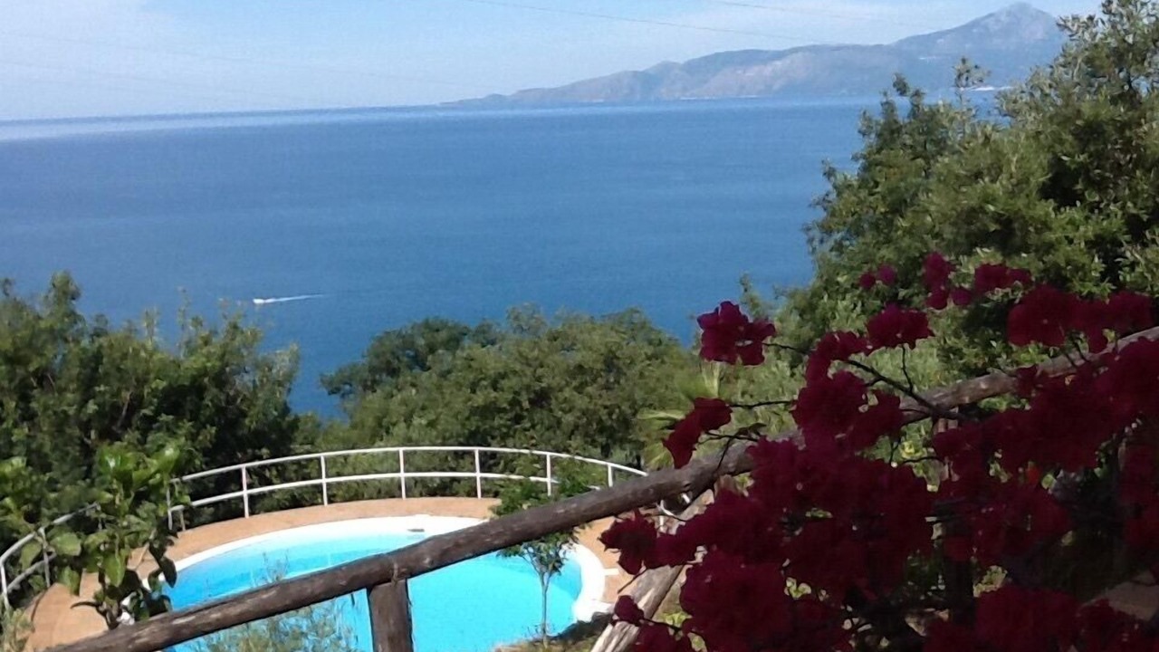 Photo of Outdoor in Cersuta