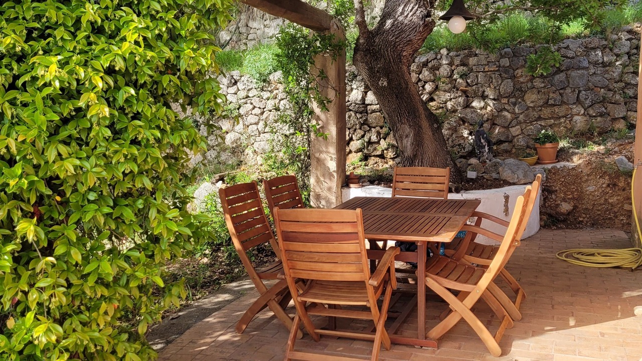 Photo of Outdoor in Cersuta