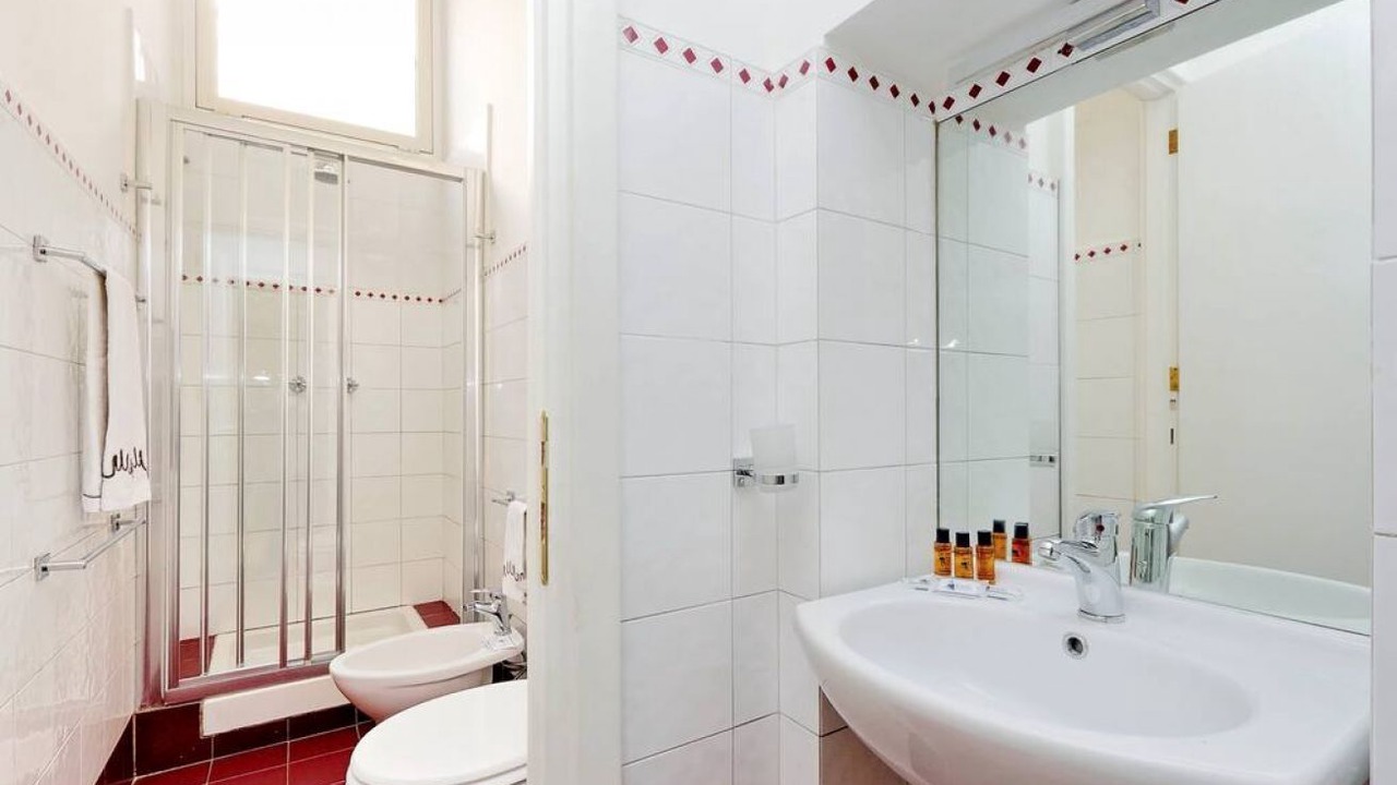 Photo of Bathroom in Rione III Colonna