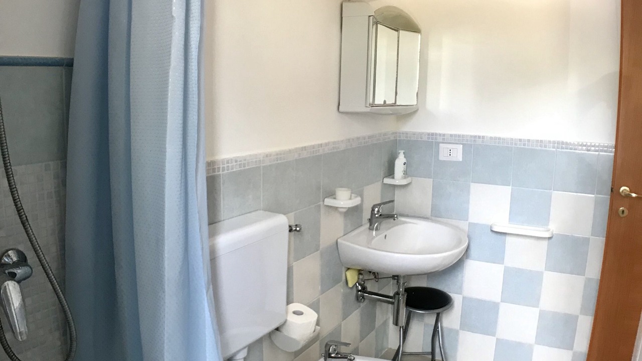 Photo of Bathroom in Matino