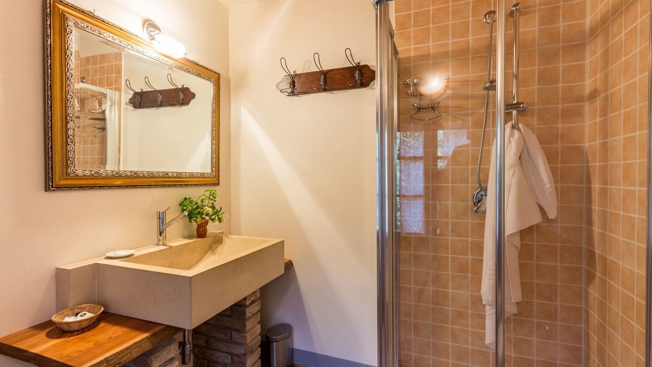 Photo of Bathroom in Montefelcino