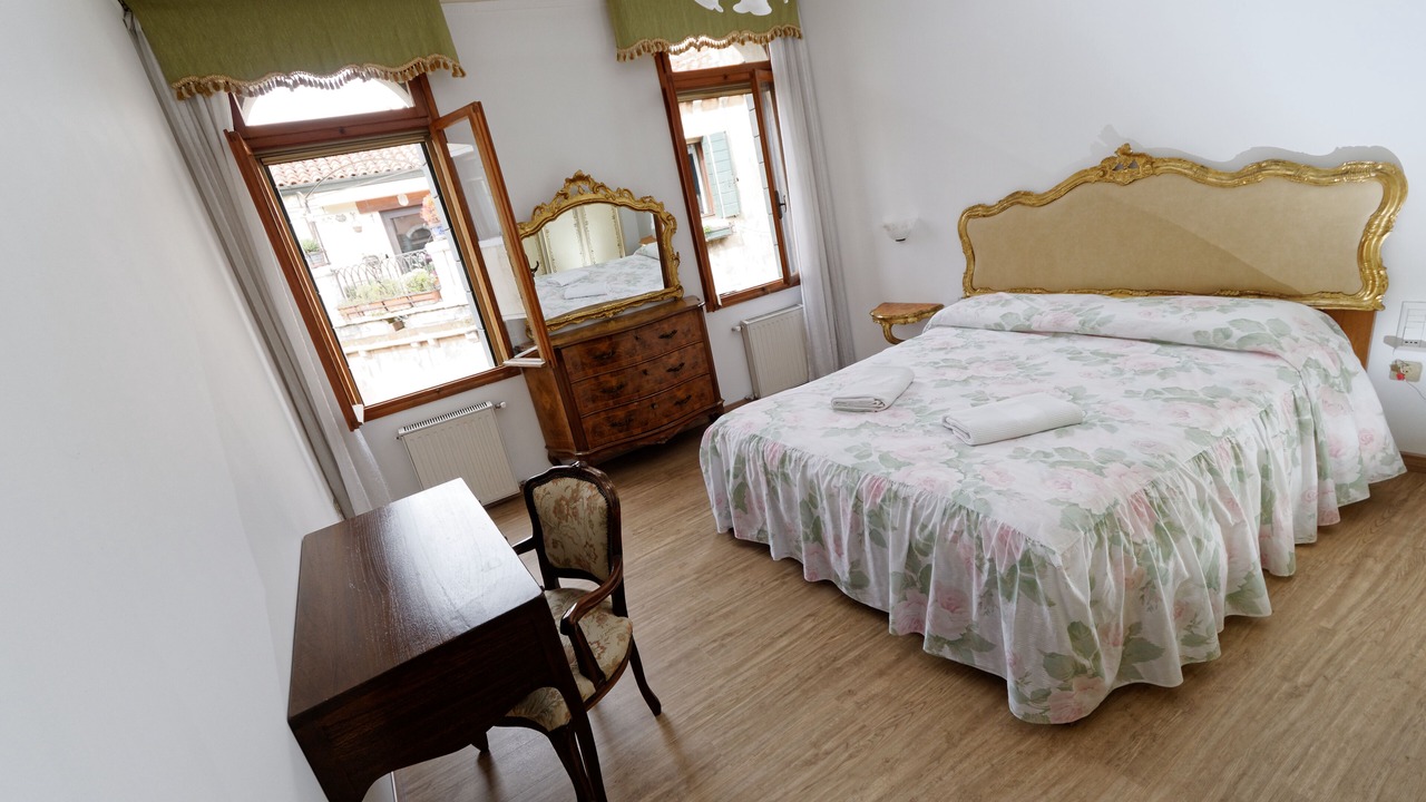 Photo of Bedroom in Dorsoduro