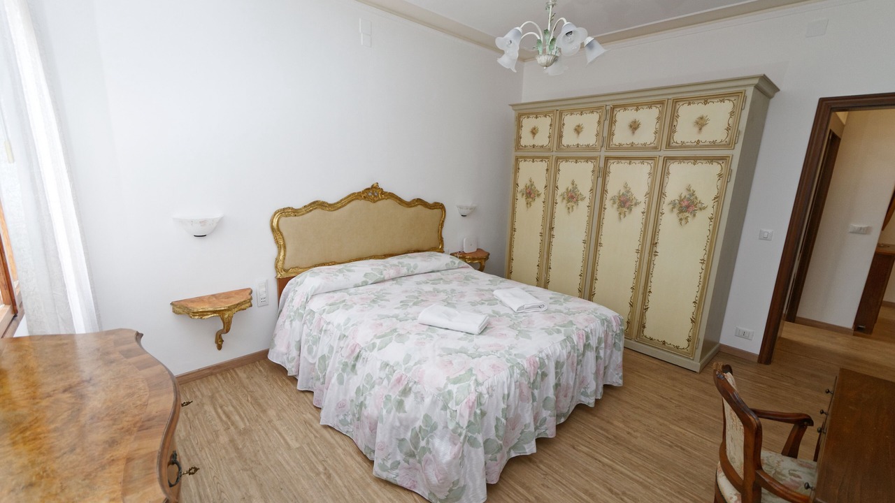 Photo of Bedroom in Dorsoduro