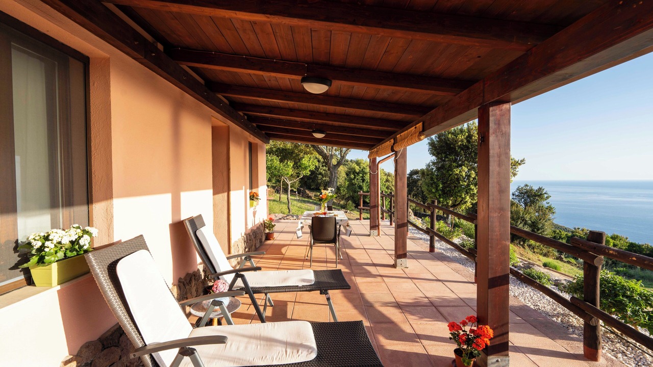 Photo of Patio Balcony in Villanova Monteleone
