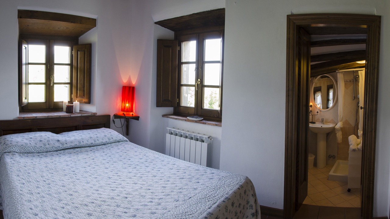 Photo of Bedroom in Villa Collemandina