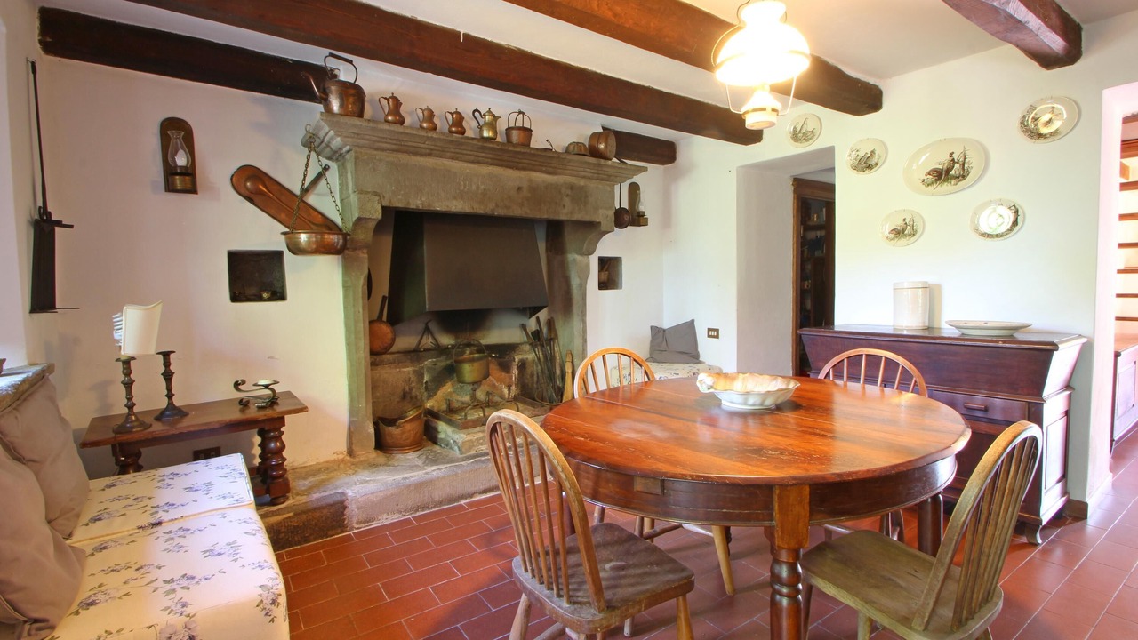 Photo of Bedroom in Castiglione di Garfagnana