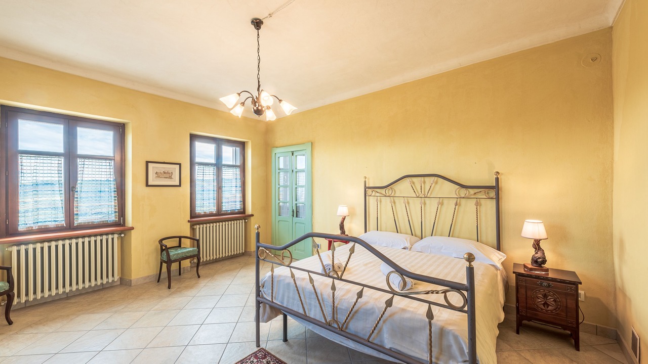 Photo of Bedroom in Alba
