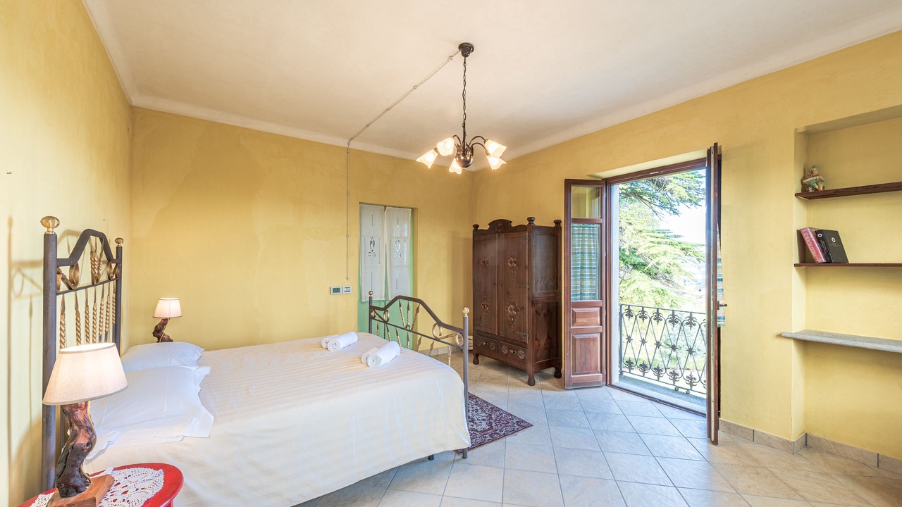 Photo of Bedroom in Alba