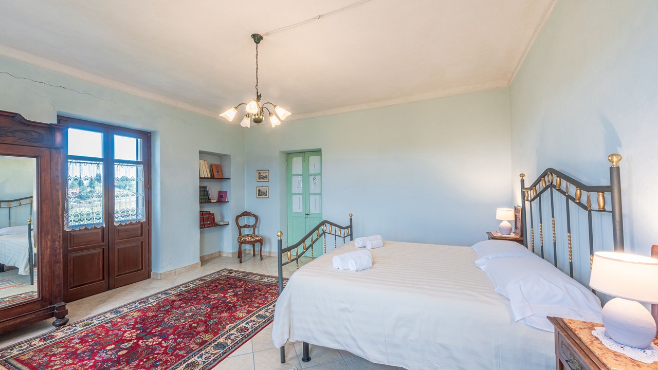 Photo of Bedroom in Alba