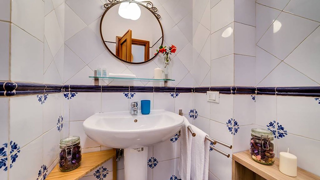 Photo of Bathroom in Marsala