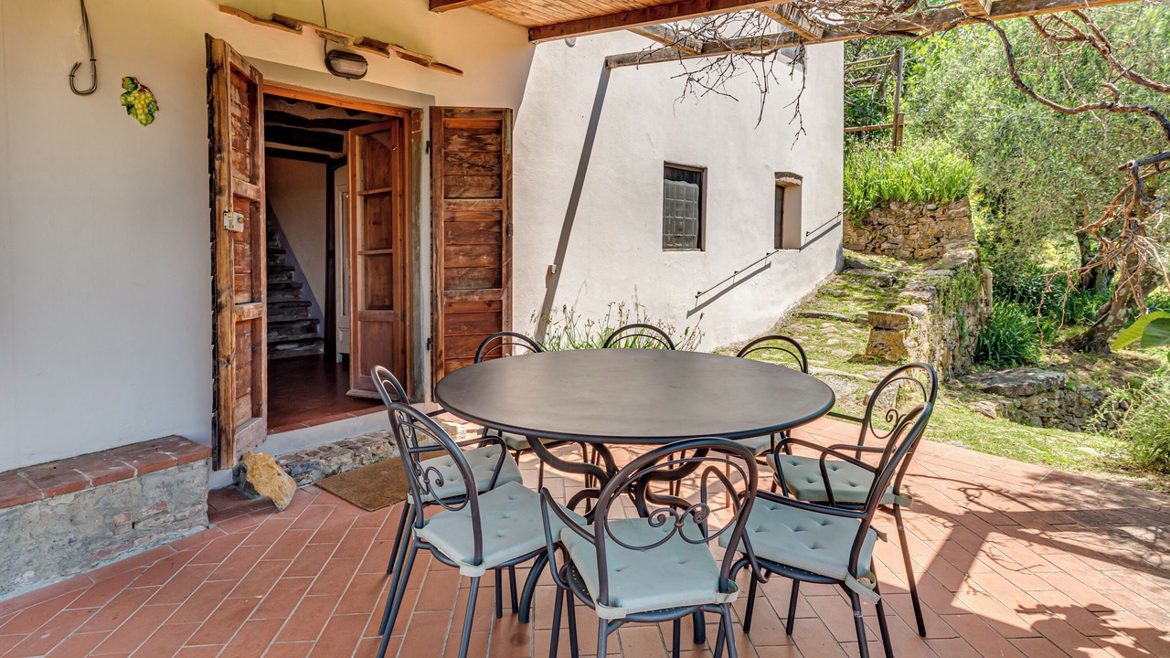 Photo of Outdoor in Calci