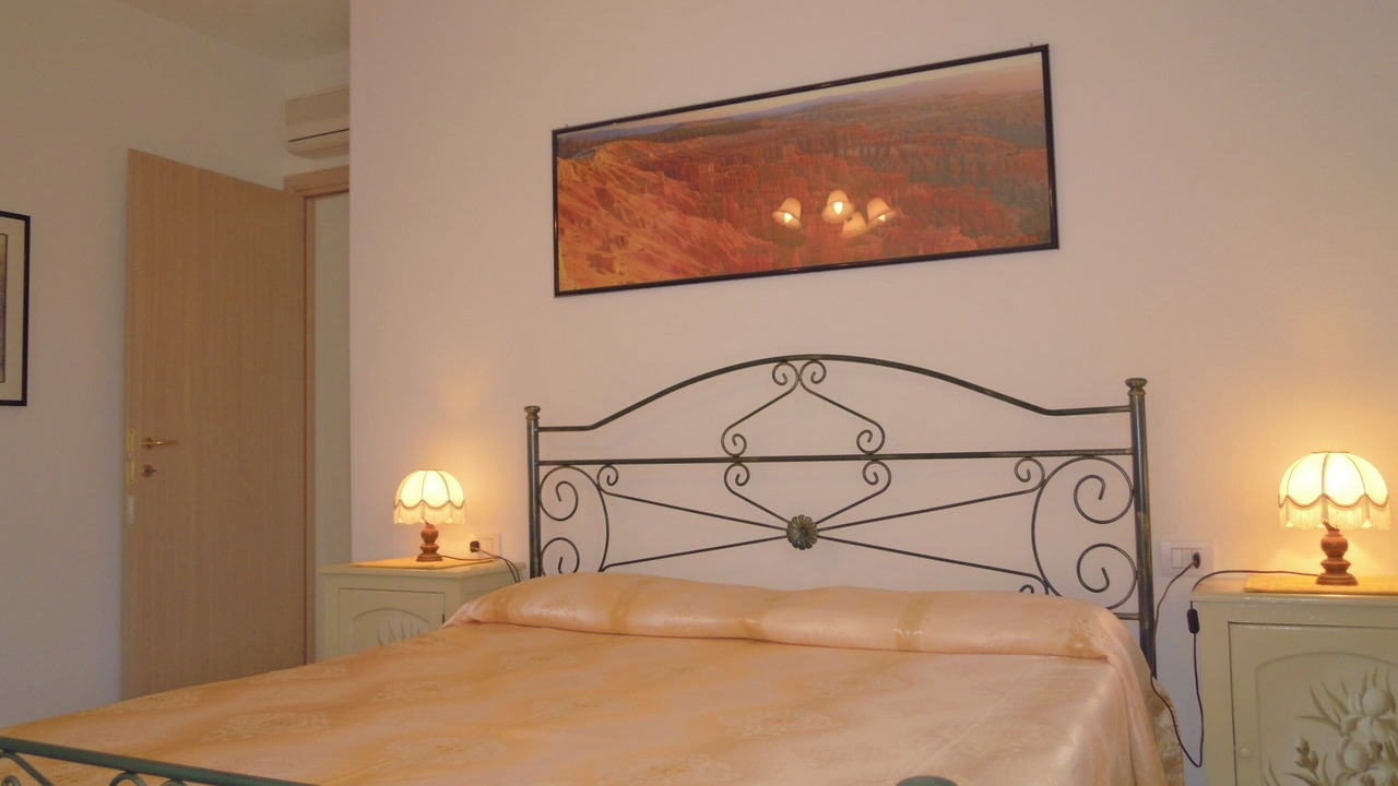 Photo of Bedroom in Lu Bagnu