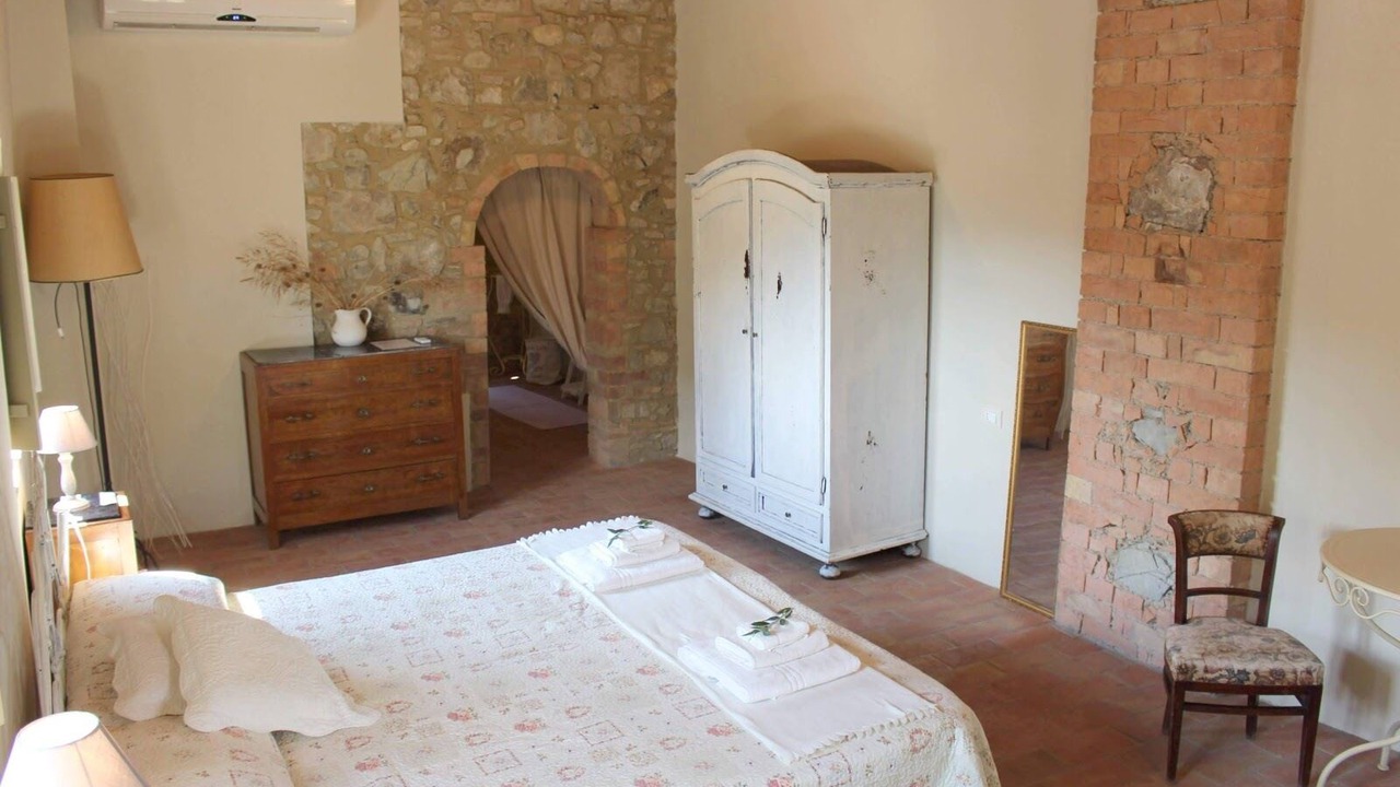 Photo of Bedroom in Volterra