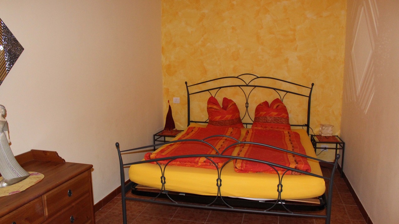 Photo of Bedroom in Alice Bel Colle