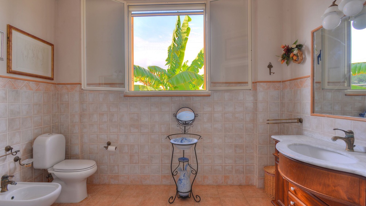 Photo of Bathroom in Syracuse