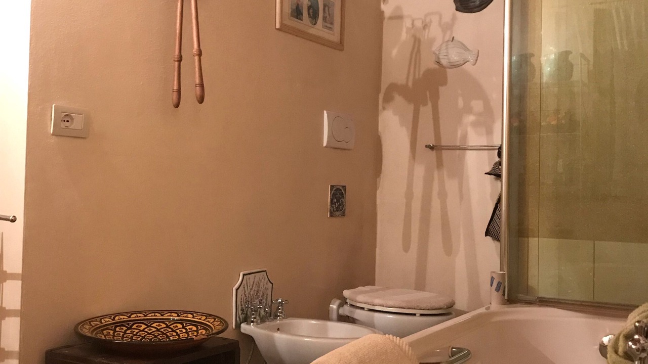 Photo of Bathroom in Saturnana
