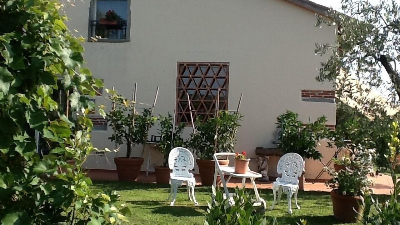 Photo of Patio Balcony in Saturnana