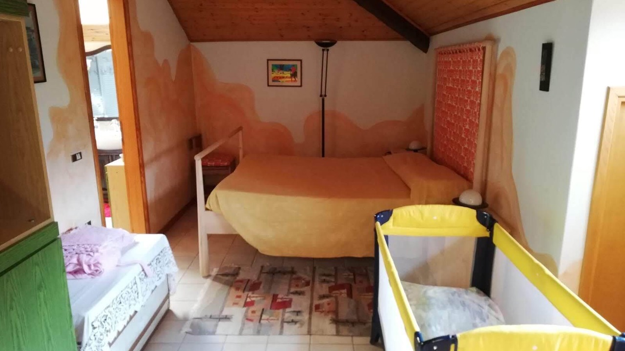 Photo of Bedroom in Porto Valtravaglia