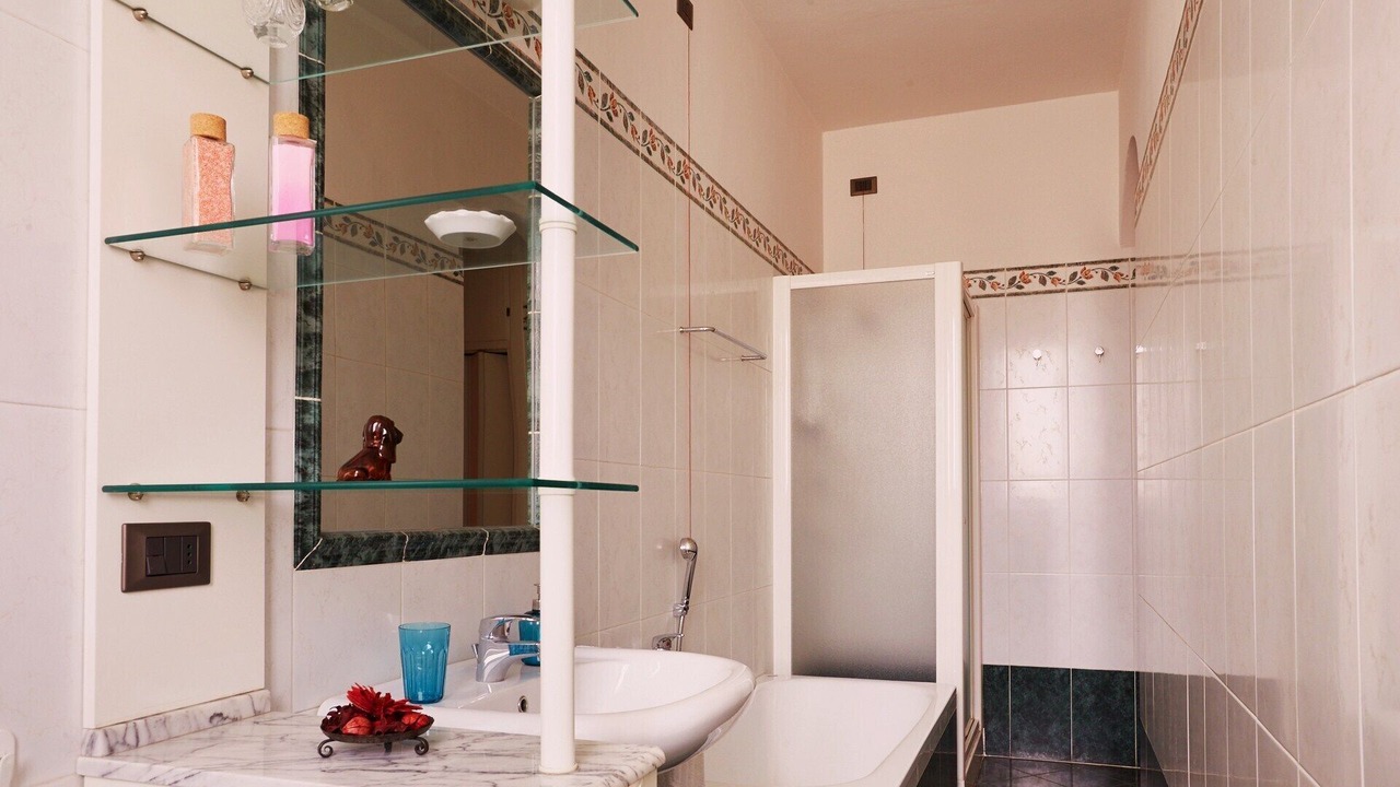 Photo of Bathroom in Isolotto