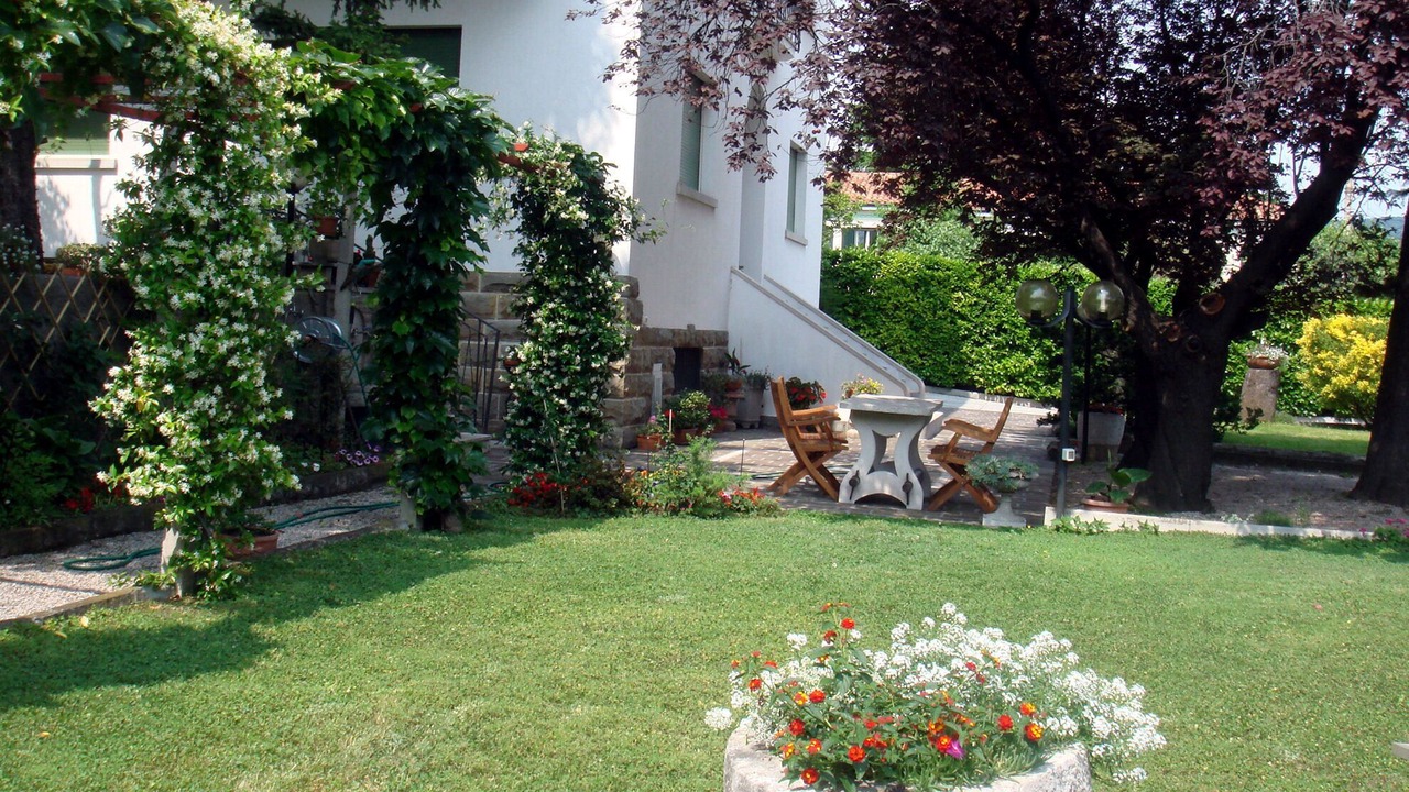 Photo of Patio Balcony in Servola-Chiarbola-Valmaura-Borgo San Sergio