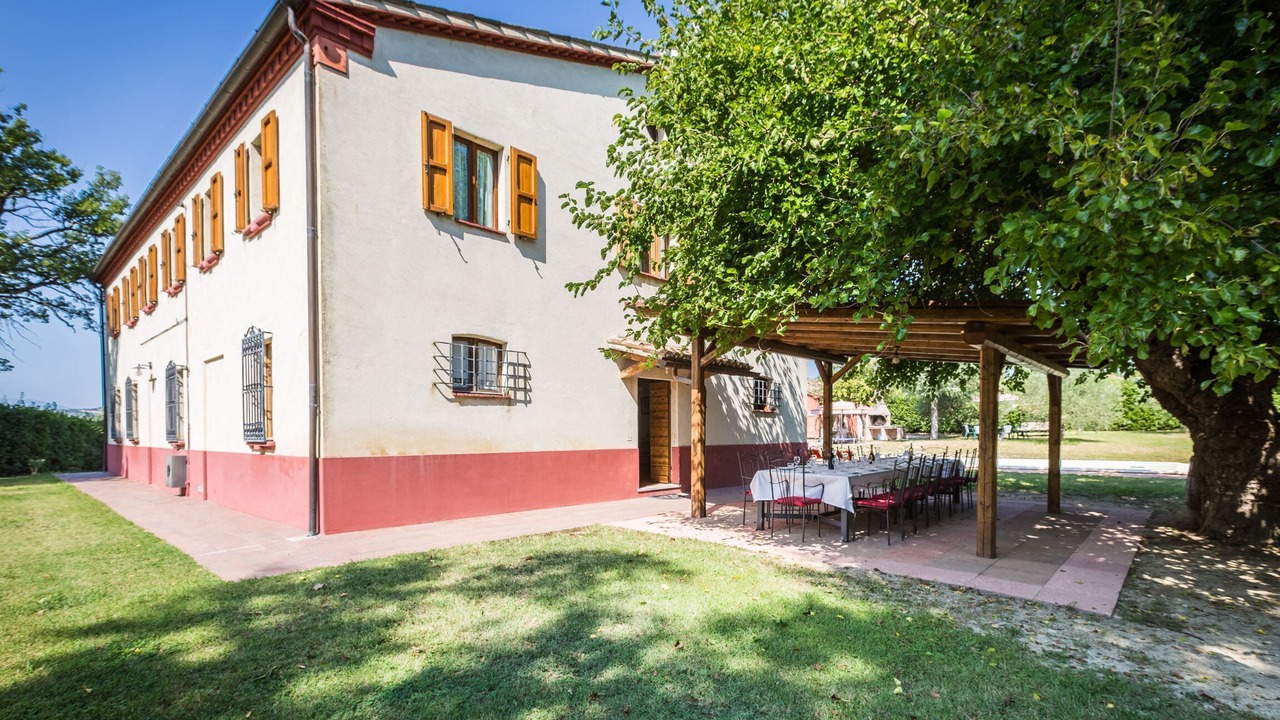 Photo of Outdoor in Pergola