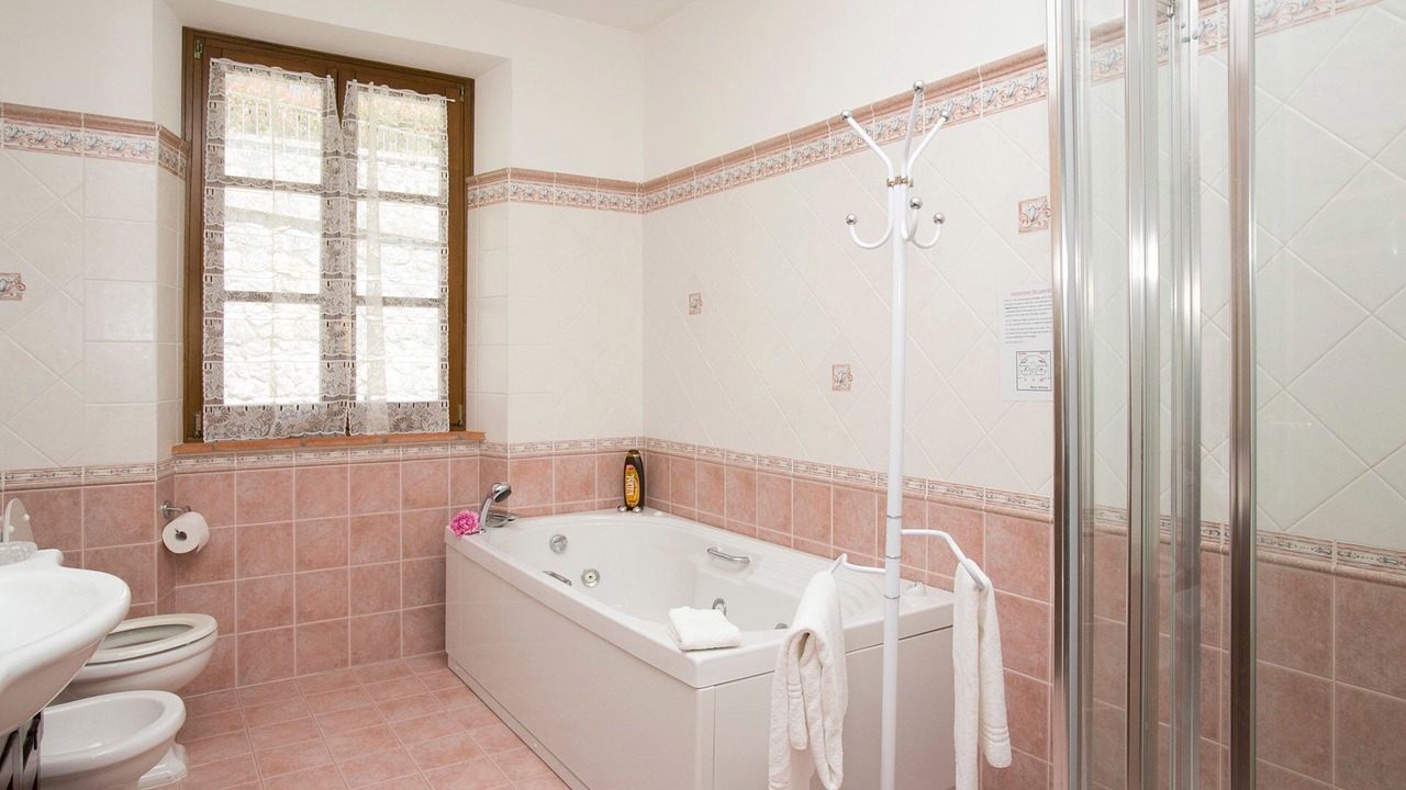 Photo of Bathroom in Castiglione di Garfagnana